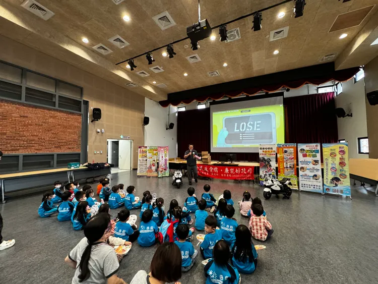 蘆竹警分局舉辦小小警察體驗營。蘆竹警分局提供