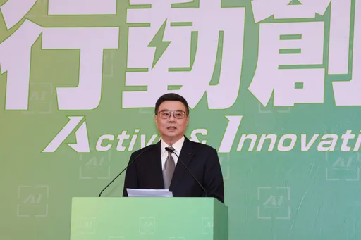 陳建仁為連震赴災害應變中心　卓榮泰：政府時刻站在人民需要的地方