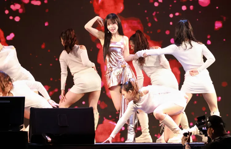 李多慧見面會大跳新單曲《HUSH》。莊宗達攝