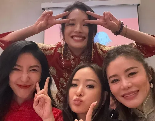 舒淇+楊謹華最美女團唱跳《日不落》！馮德倫出演MV另類放閃