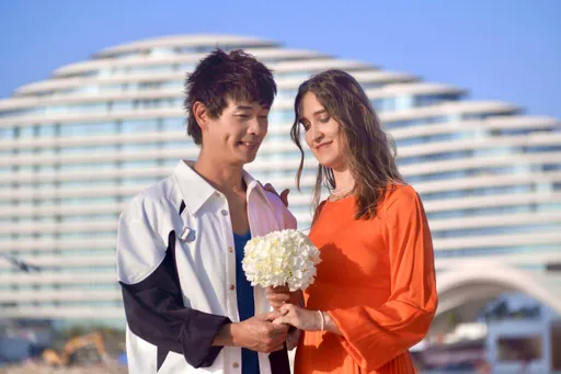 黃品源再婚不藏了 和新婚妻孕愛的結晶
