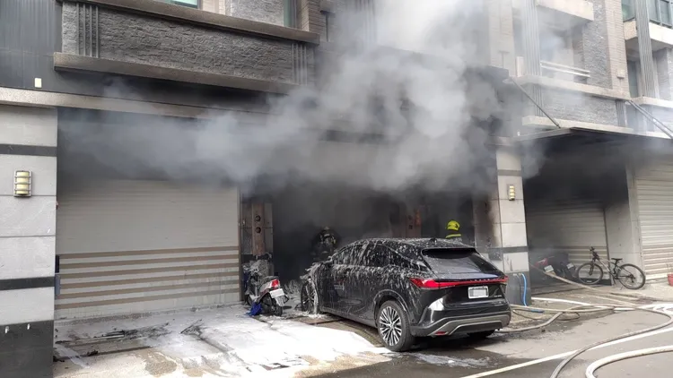 這起縱火案疑因房客不滿遭點交，潑汽油縱火造成3死1傷。民眾提供