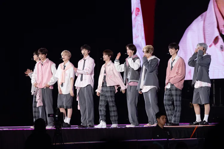 由FUMA、韓國隊長EJ、YUMA、JO、HARUA、K、MAKI、王奕翔、TAKI組成的&TEAM，首度在台演出。讀者提供