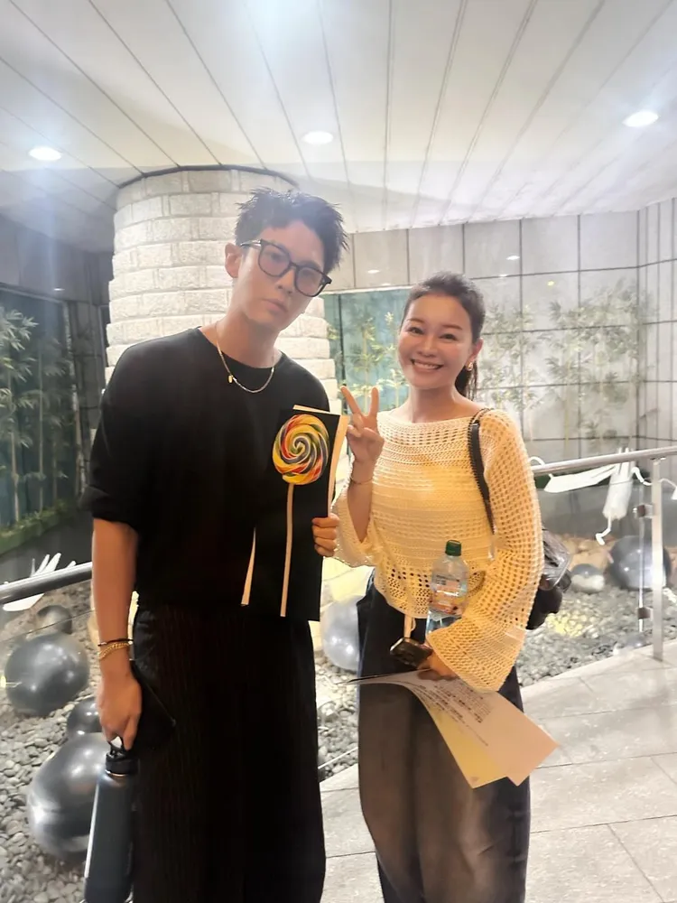 謝宜君分享跟柯震東的同框照。翻攝謝宜君臉書