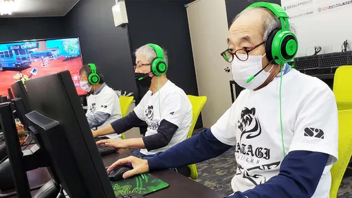 年满60岁才能入队！长青电竞团目标「让孙子感到骄傲」