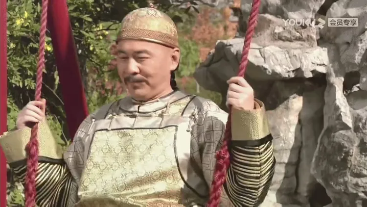 陳建斌飾演雍正皇帝被網友暱稱胖橘。翻攝優酷