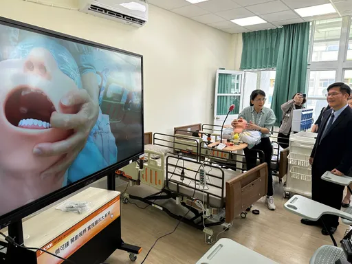 高醫大攜手北中南15校及產企業 建置「咀嚼吞嚥基地」共育優質人才