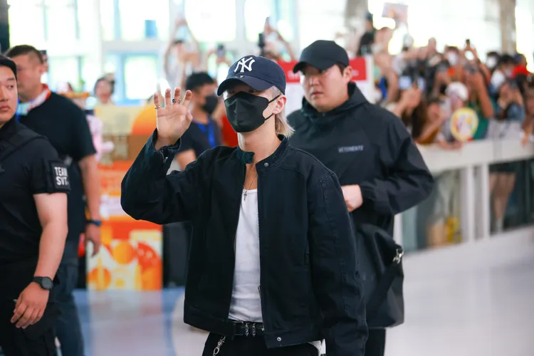 Hoshi比出「虎朗嘿」虎爪。讀者提供