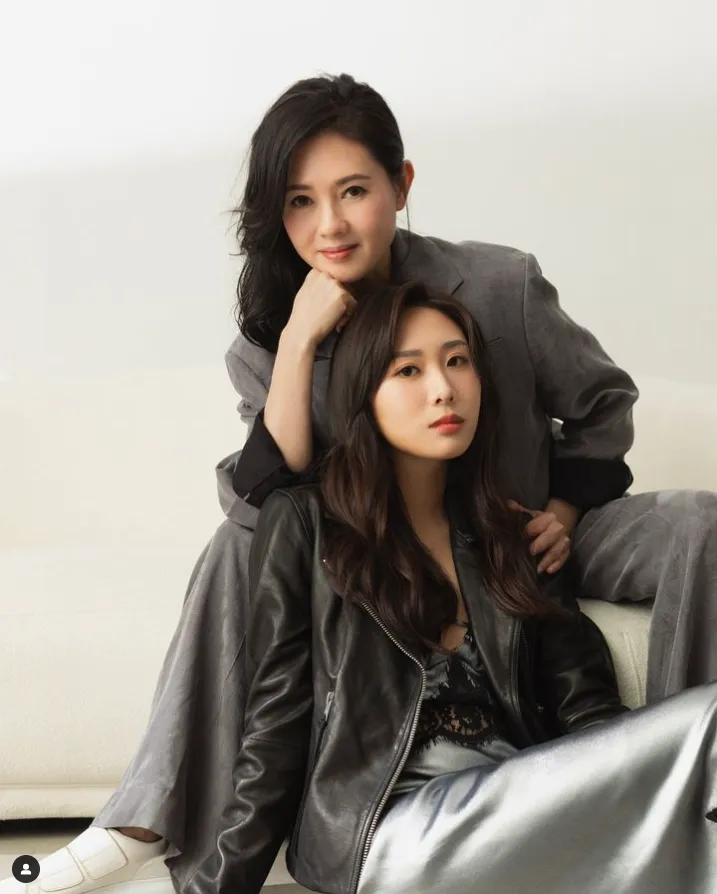 李麗珍與女兒同框合影。翻攝許倚榕IG