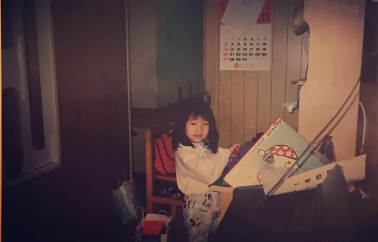 徐巧芯秀出童年照。徐巧芯提供