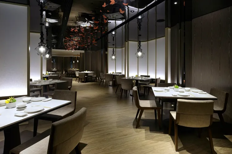 家宴中餐廳「抓寶饗樂趣」活動_用餐評論即可餐廳抽扭蛋活動，有機會獲得「寶可夢3D紀念球造型悠遊卡」。業者提供