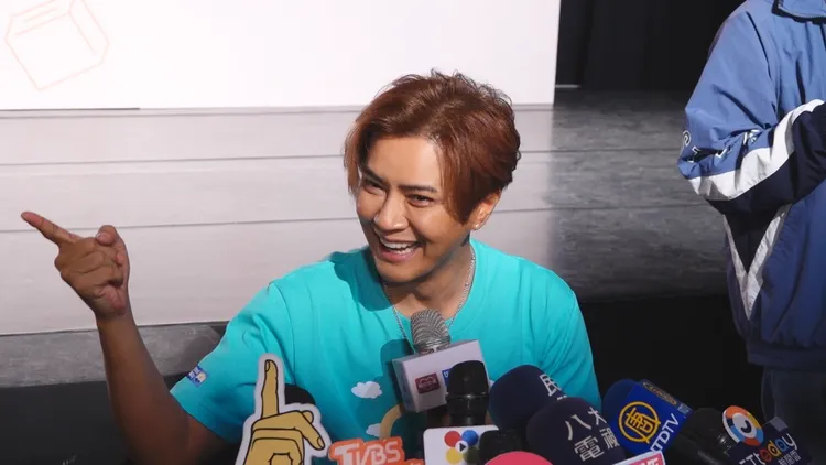 羅志祥新作品即將來臨，大家睡醒請支持。 莊宗達攝