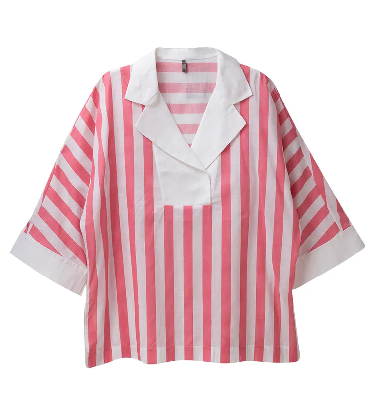 禮客董事長時尚CEO溫筱鴻幫助臺灣設計師搭建交流平台，為喜愛時尚設計消費族群打造親民購物體驗，母親節期間推出UUIN條紋寬版襯衫，原價7,980元，特價2,580元