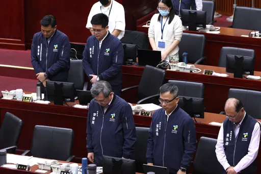 北市托嬰中心8幼兒被掌嘴、拖去撞牆 議員批社會局評鑑失靈「被蒙在鼓裡」