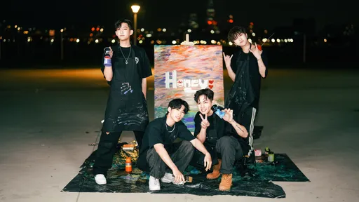 U:NUS浪漫情歌撩粉 深情告白:不管多老依然是「哈尼」