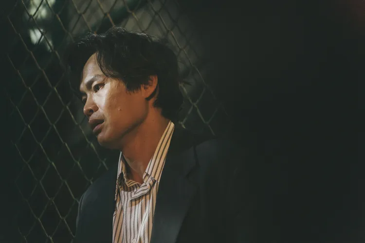 面對黃迪揚的指認，黃鐙輝錯愕又驚慌。公視台語台提供