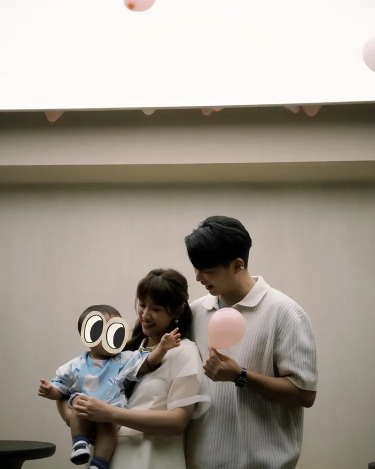 Sandy與老公已有1歲多兒子。翻攝Sandy的IG