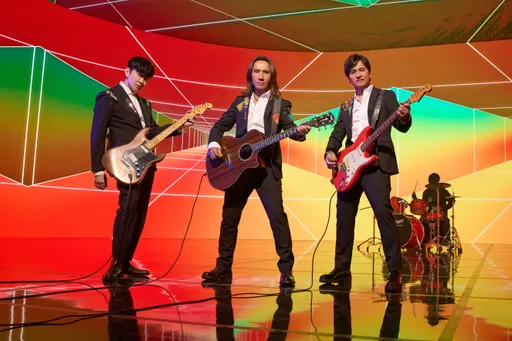 動力火車「新團員」身份曝光　起底是超大咖天王　