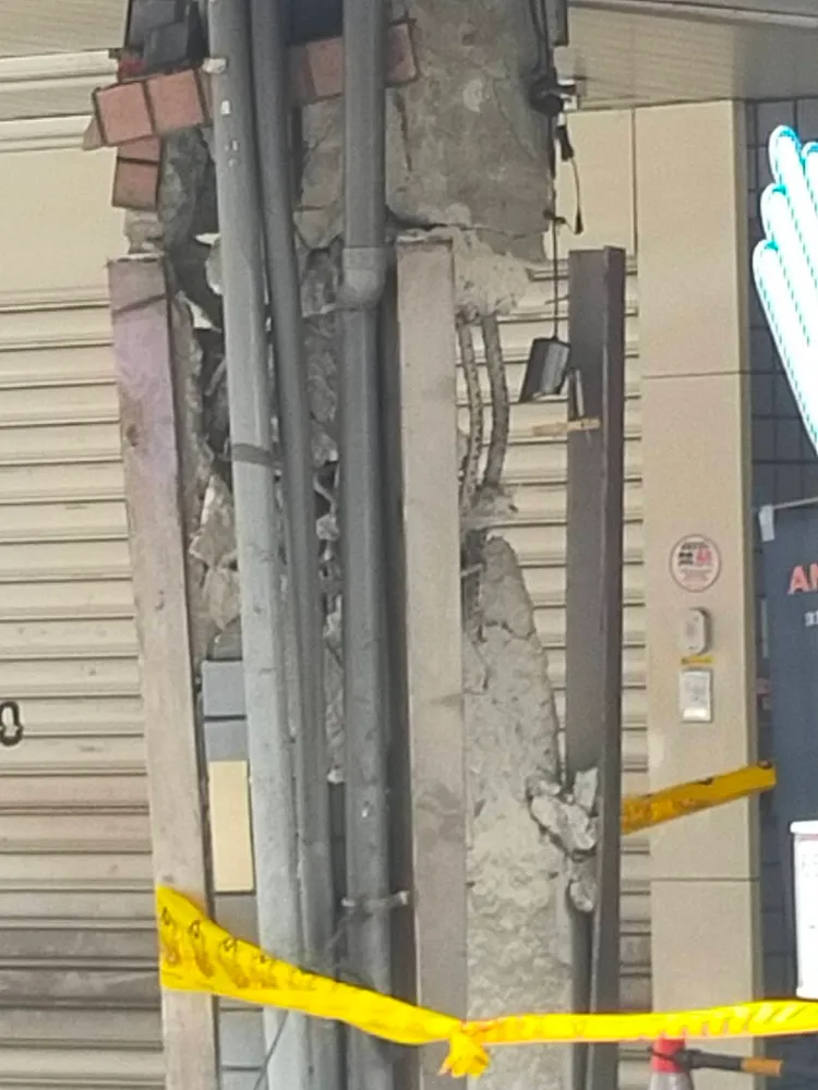 土城大樓傾斜。翻攝自林金結臉書