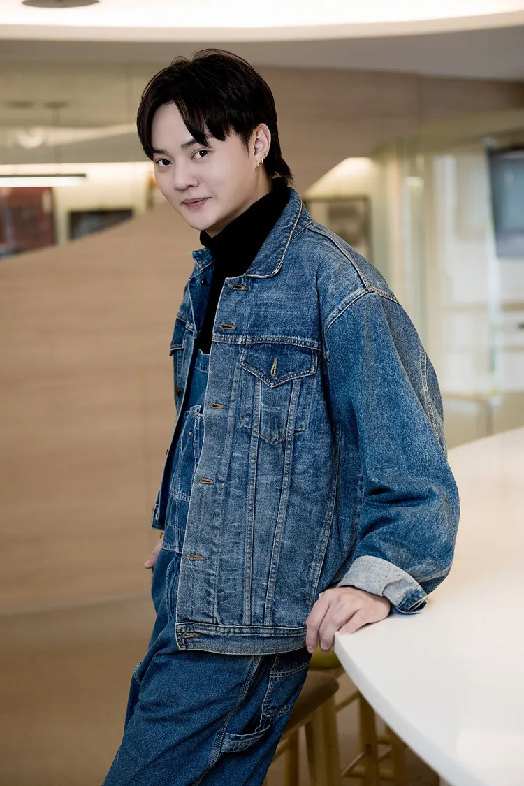 許富凱被粉絲盛讚歌詞寫的好。LiTV、何樂音樂提供