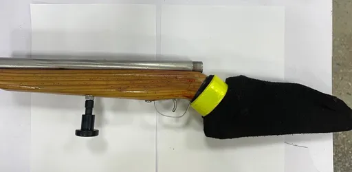 竹縣莽男與鄰居爭吵　朝住家開1槍！他爆頭身亡