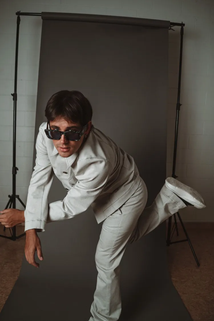 國際編舞大師Kiel Tutin加入《原子少年2》評審。踢帕娛樂提供