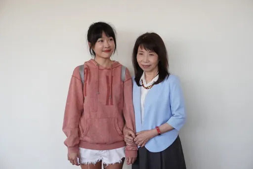 小嫻現身立院爭取代孕鬆綁 喊法令完善「可遏止剝削」