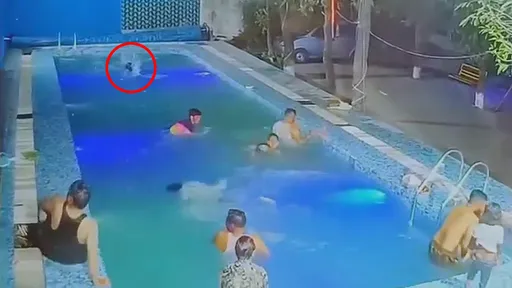 駭人影片|他派對泳池嬉戲「下水30秒溺死」 全場竟無人發現