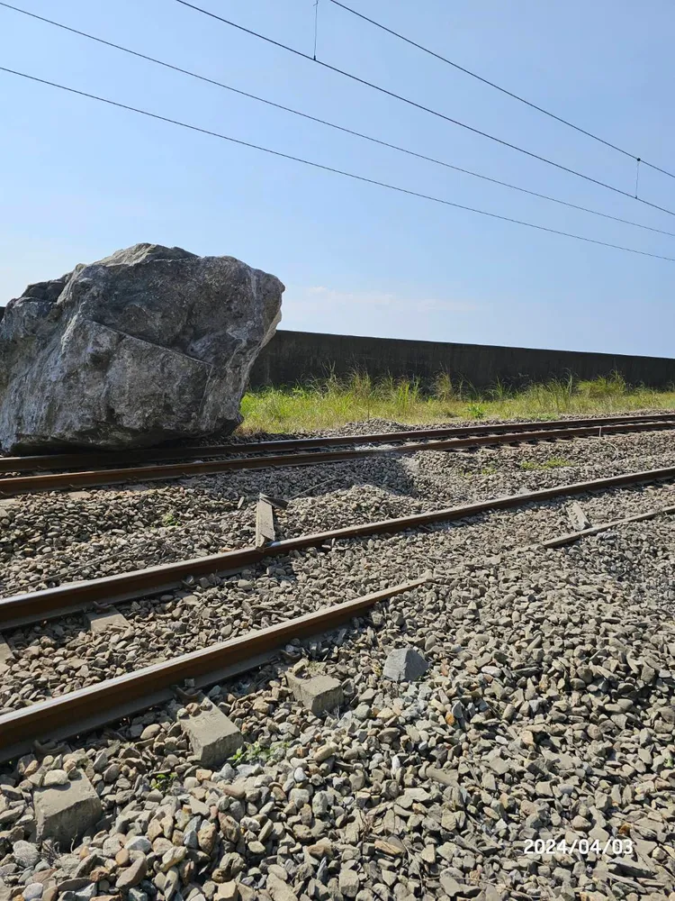 東部鐵路部分路段損壞。傅崐萁委員辦公室提供