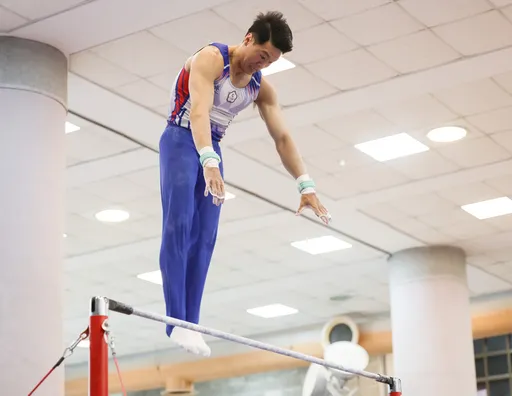 奧運奪金大熱門!「亞洲貓王」唐嘉鴻再獲體操世界挑戰盃男子單槓金牌