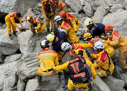 花蓮強震搜救第4天　還有9人失聯！637人受困已改為「留置」