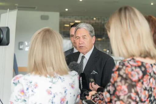 花蓮強震！紐西蘭副總理喊「與台灣人民同在」　駐紐代表曝海量訊息湧入