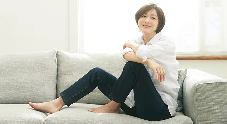 廣末涼子去年鬧出不倫醜聞後，代言的Edwin牛仔褲廣告隨即下架。翻攝日本yahoo