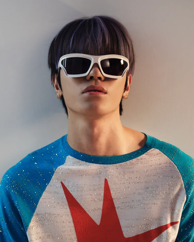 LOEWE Paula’s Ibiza系列新墨鏡。品牌提供