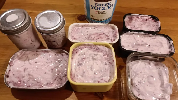 他分享分裝並加入果醬的成品畫面。翻攝自臉書社團「Costco好市多 商品經驗老實說」