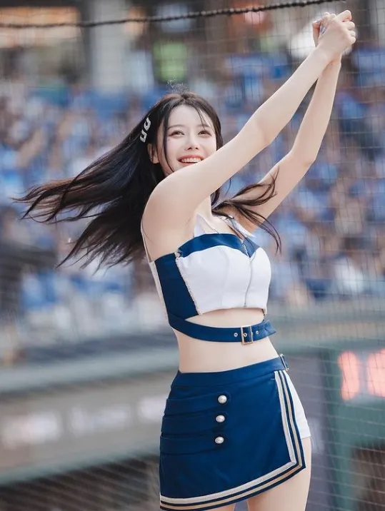 「全民表妹」李雅英過去曾是李多慧隊友。翻攝自李雅英IG