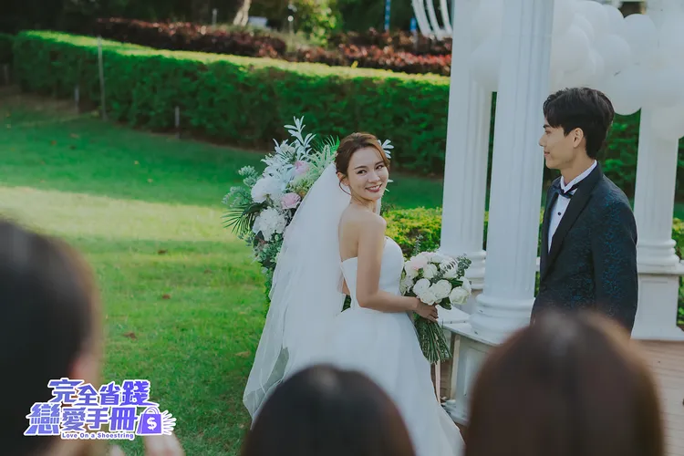 林莎首次為戲披婚紗。TVBS提供