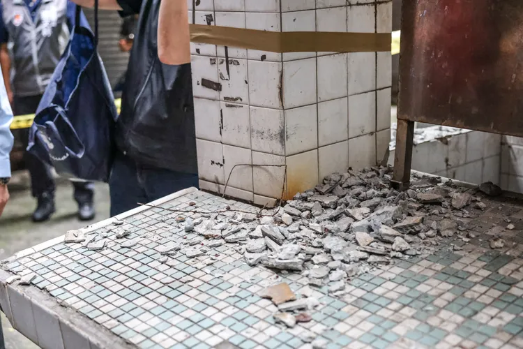 大溪三元二街市場結構受損。桃園市府提供