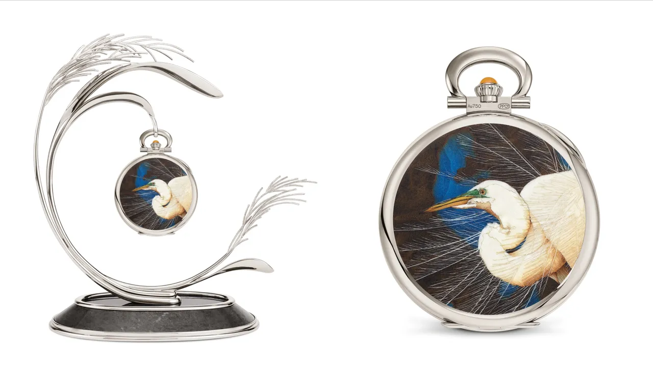 「鳥」是百達翡麗2024年的重要主題，995/143G-001白鷺風姿懷錶，運用微型木鑲嵌工藝，打造細膩靈動的白鷺樣貌。品牌提供