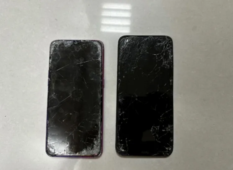 原本就已經破爛的手機。翻攝畫面