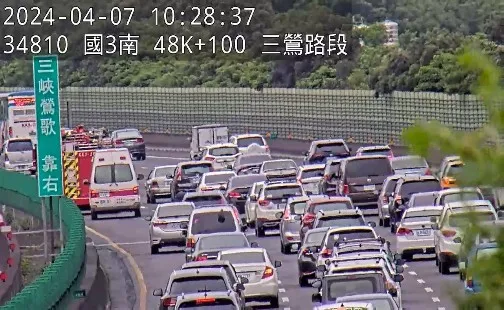 收假車潮爆1.4倍 午後國道13路段恐塞到晚上9時