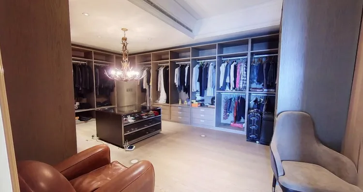 衣物間。翻攝麗滋行網站