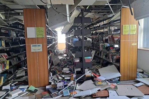 東華大學強震損失逾20億 盧秀燕捐半月薪:拋磚引玉助重建校園