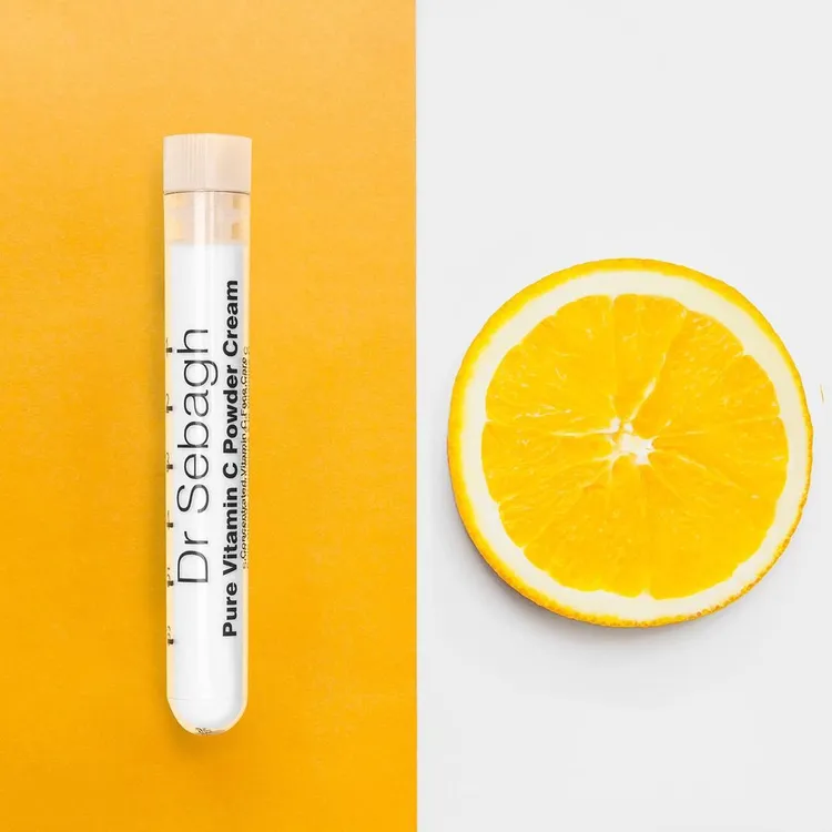 Dr Sebagh美白C粉，1.95g*5支／4800元。品牌提供