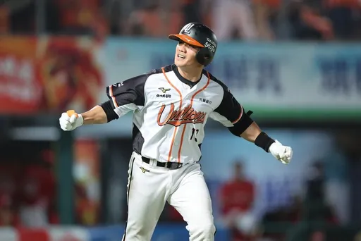 史上最強!統一獅單場3轟 前17戰就拿下14勝