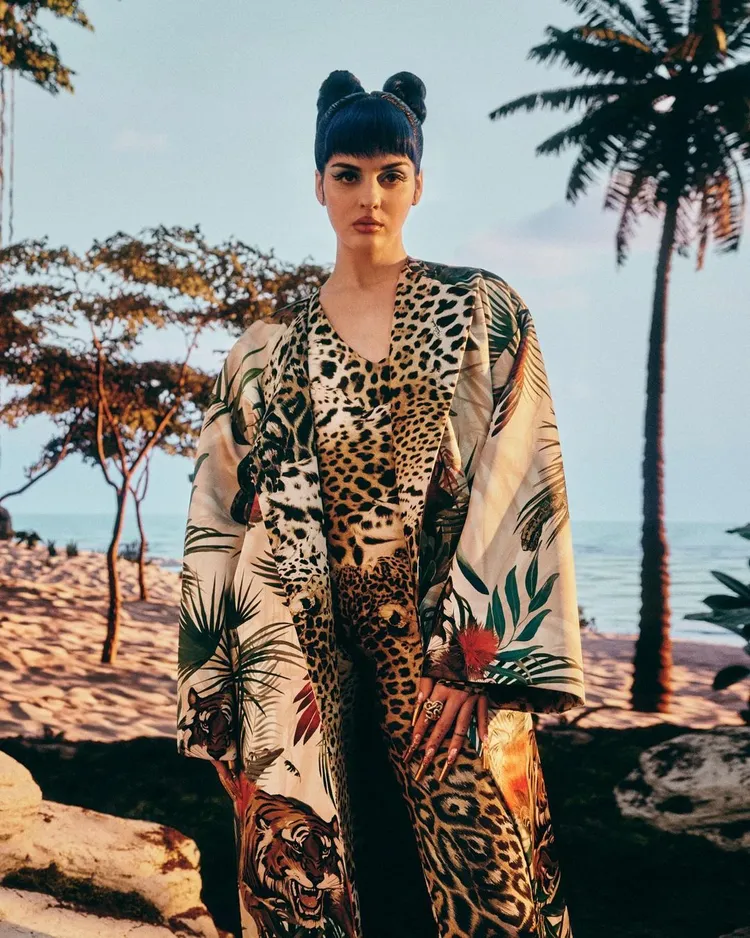 他標誌的動物花紋印花設計，至今仍影響著品牌。翻攝品牌IG