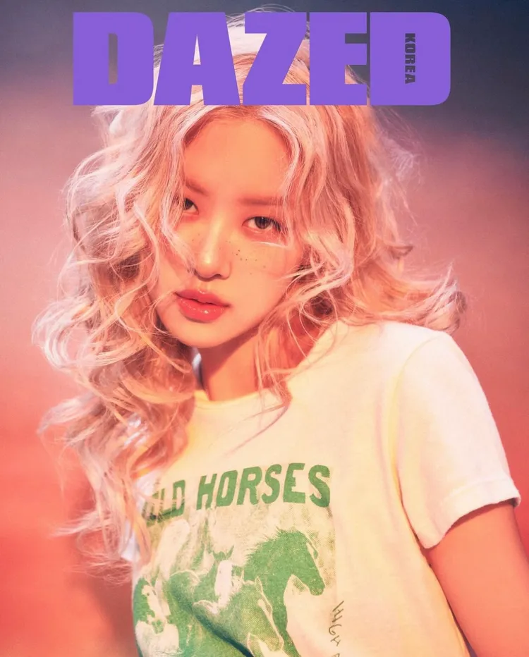 Rosé在桃粉色調的畫面中相當唯美。翻攝Rosé IG