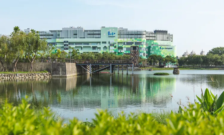 「Mitsui Shopping Park LaLaport 台中」開幕滿週年。業者提供