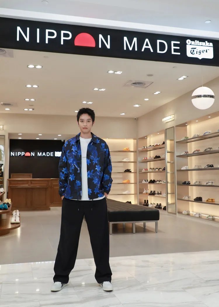 曹佑寧自曝鞋櫃有20～30的鞋款收藏。品牌提供