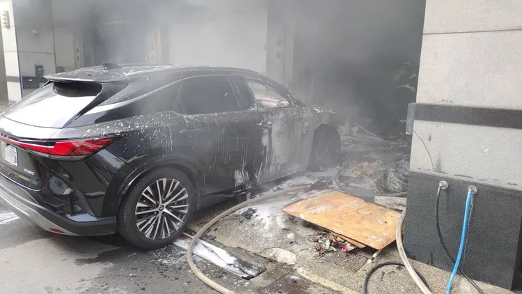 不排除是租屋糾紛引發縱火。民眾提供